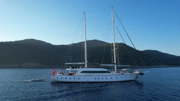 Segelyacht Queen of Makri Mieten - Opus Yachting