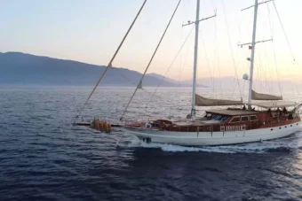 Motorsegler Boot Arabella Mieten - Opus Yachting