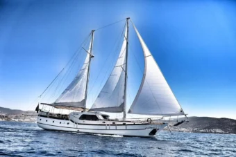 Motorsegler Boot Elifim 11 Mieten - Opus Yachting