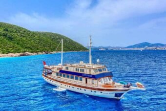 Luxus yachtcharter für grosse Gruppen - Opus Yachting