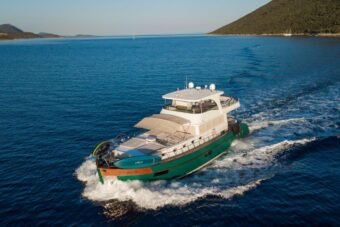 Luxus Trawler Charter - Opus Yachting